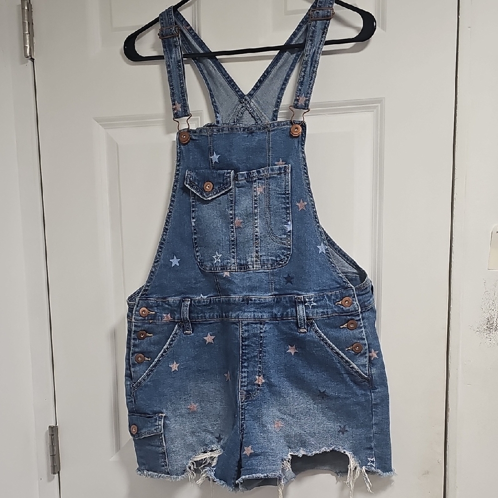 No Boundaries Denim Star Print Short Overalls - Blue with Pink & White Stars